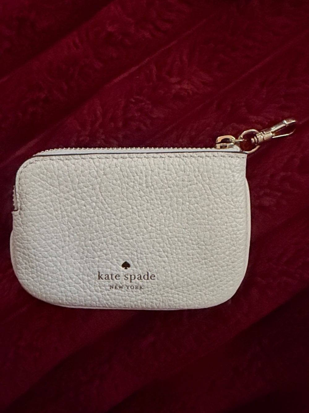 ♠️ kate spade White Pebbled Leather Zip Key Pouch with Gold Hardware